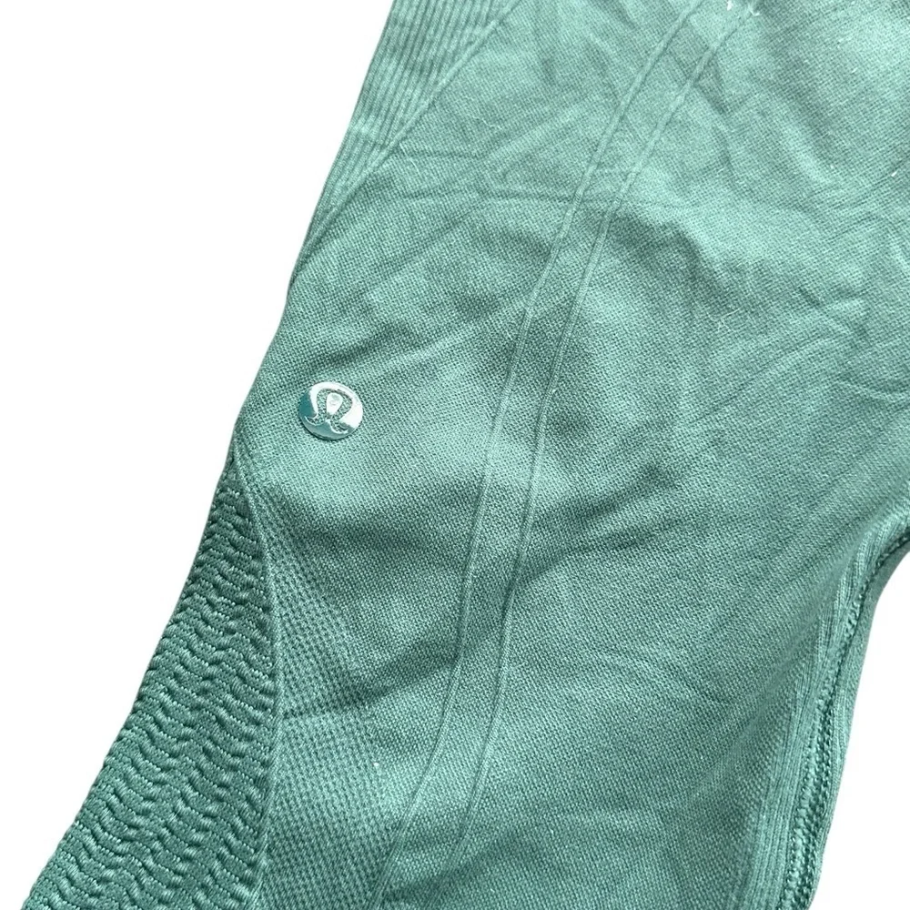 LULULEMON Forest Deep Dark Green Flow and Go Crop Leggings Sz 2 17” A223